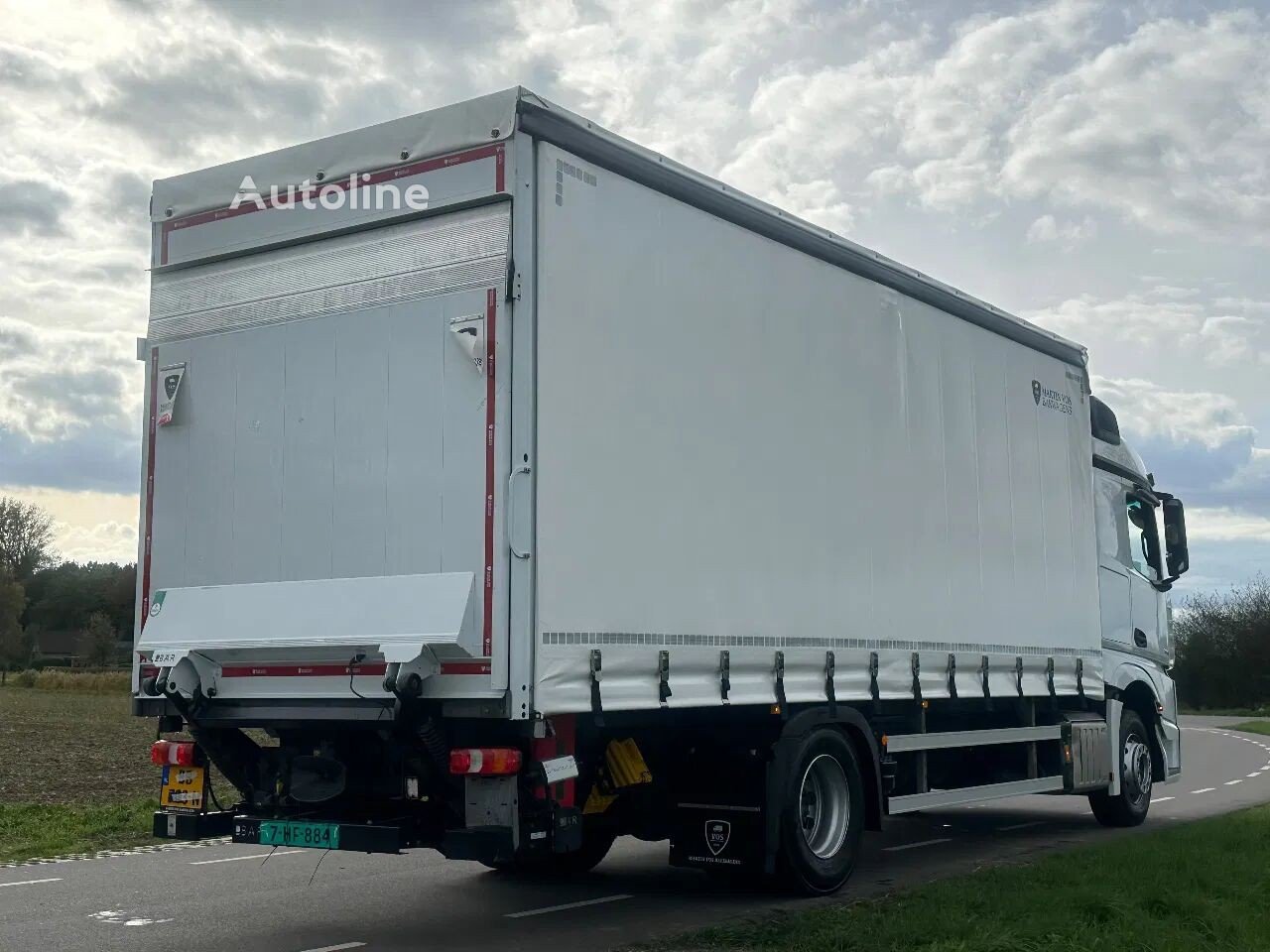 Laadklep: achtersluitklep, 2000 kg (Actros ACTROS 1843L 2022. 183432km Schuifzeil met Laadklep 2000k )