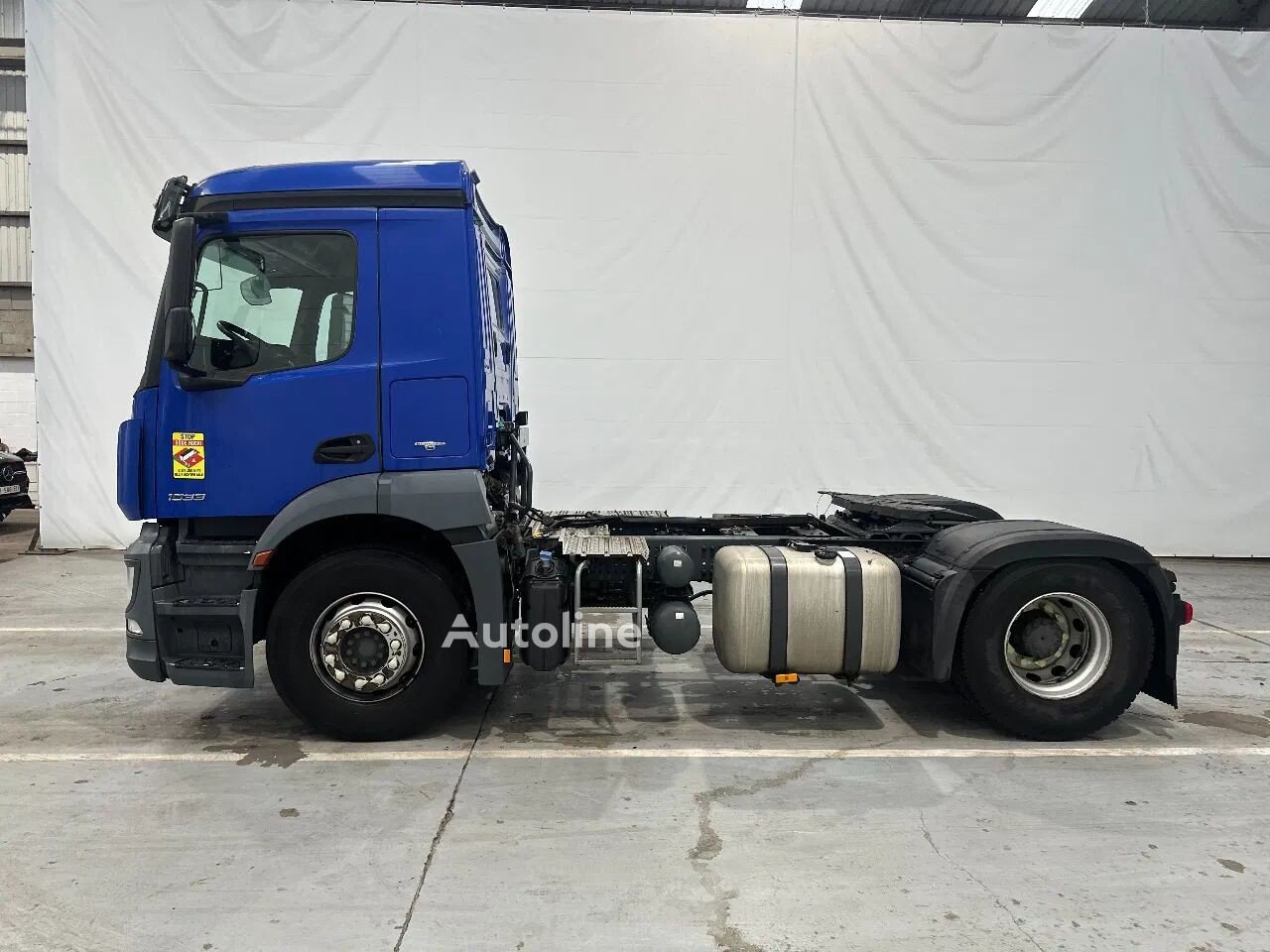 Mercedes-Benz (Antos 1833 AIRCO  )