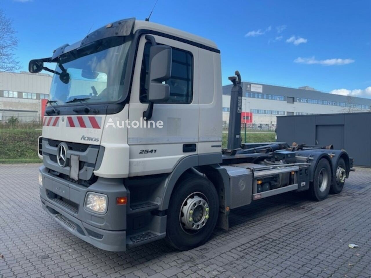 Mercedes-Benz (2541 Actros 6×2 Multilift )
