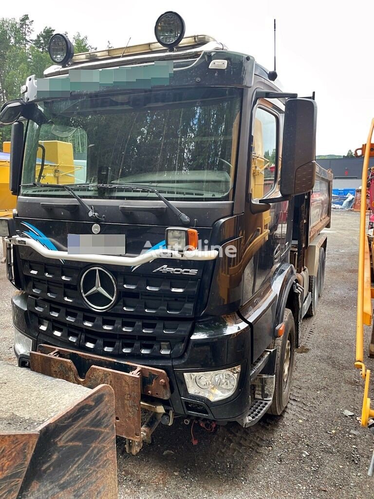 Mercedes-Benz (AROCS 2651 V8  )
