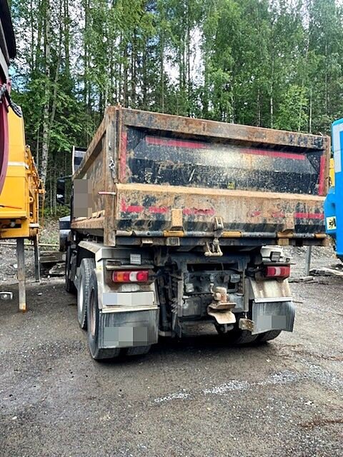 Mercedes-Benz (AROCS 2651 V8  )