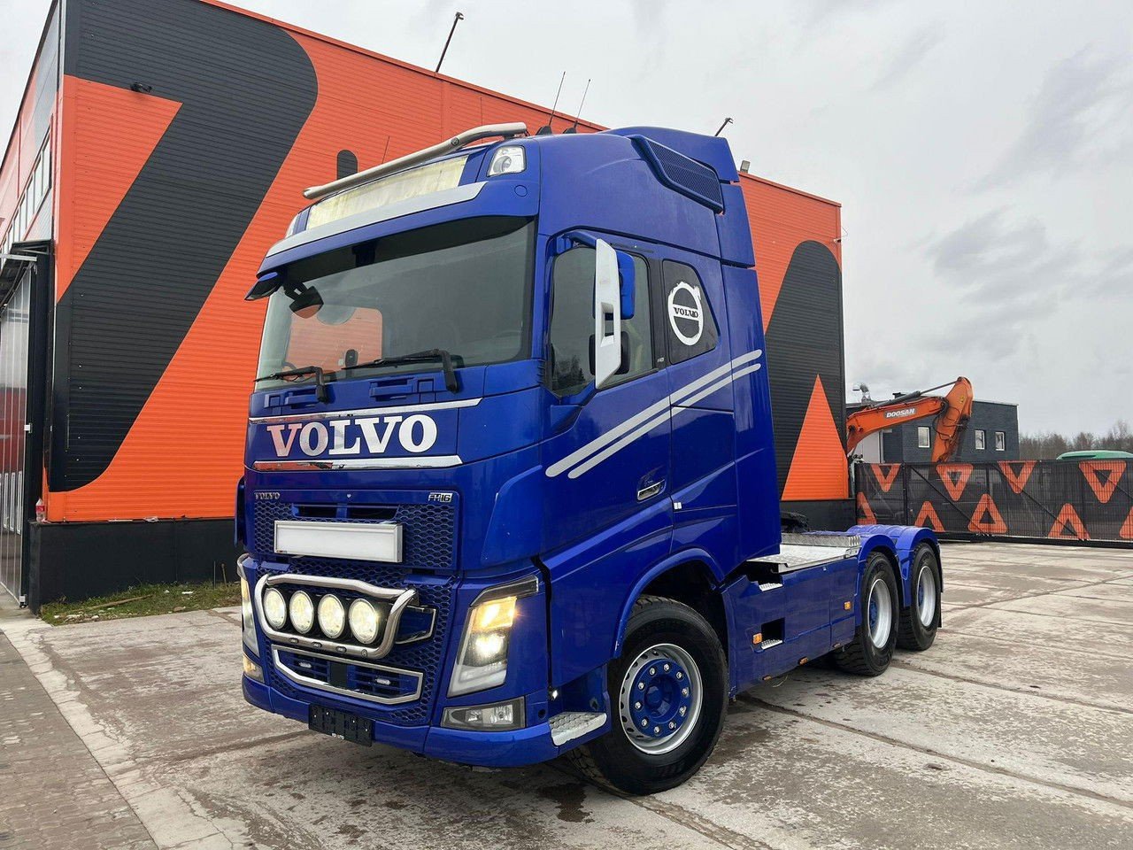 Volvo FH 16.750 6×4 Retarder + Hydraulics + Tandem Axle Lift (16.750 FH )