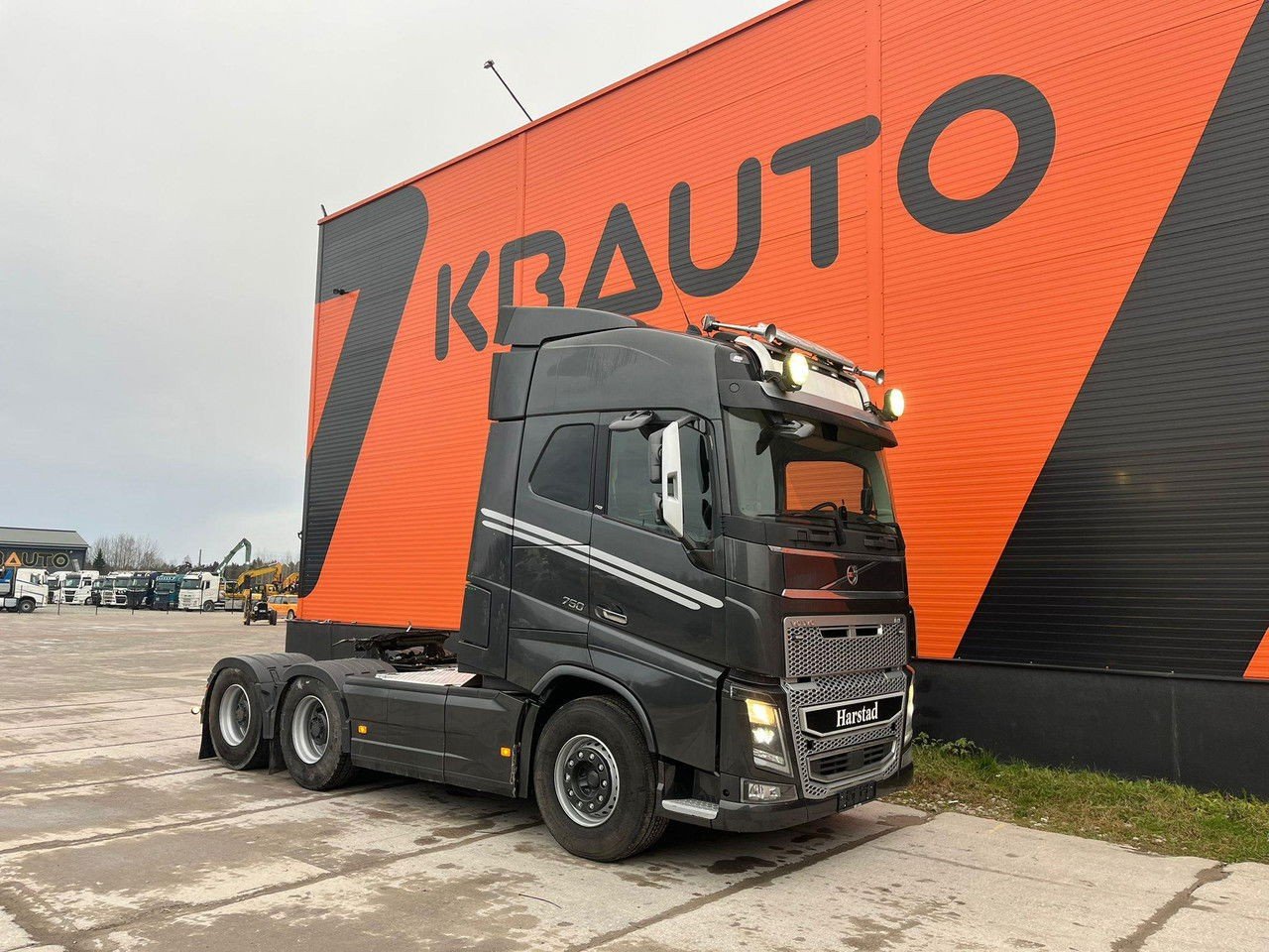Volvo FH 16.750 6×4 GCW 70 ton + Retarder + Hydraulics + Tandem Axle Lift (16.750 FH )
