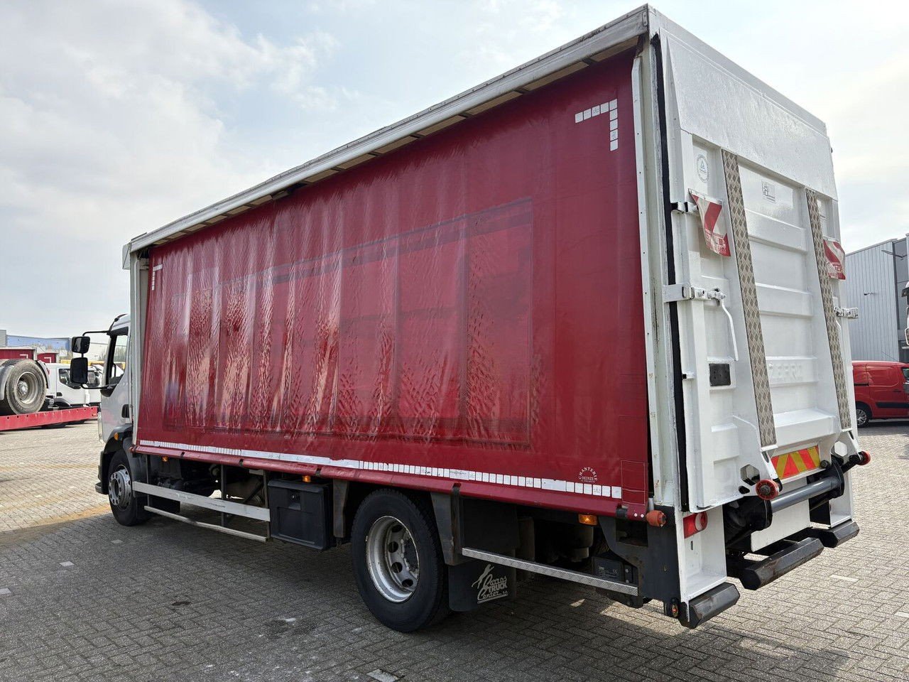 Volvo FE 240 Drankenwagen 6.82 m (240 FE )