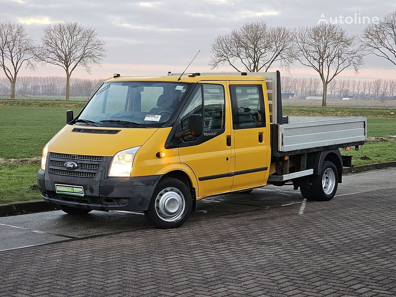 Ford (TRANSIT 2.2 DUB.CAB Open-Laadbak )