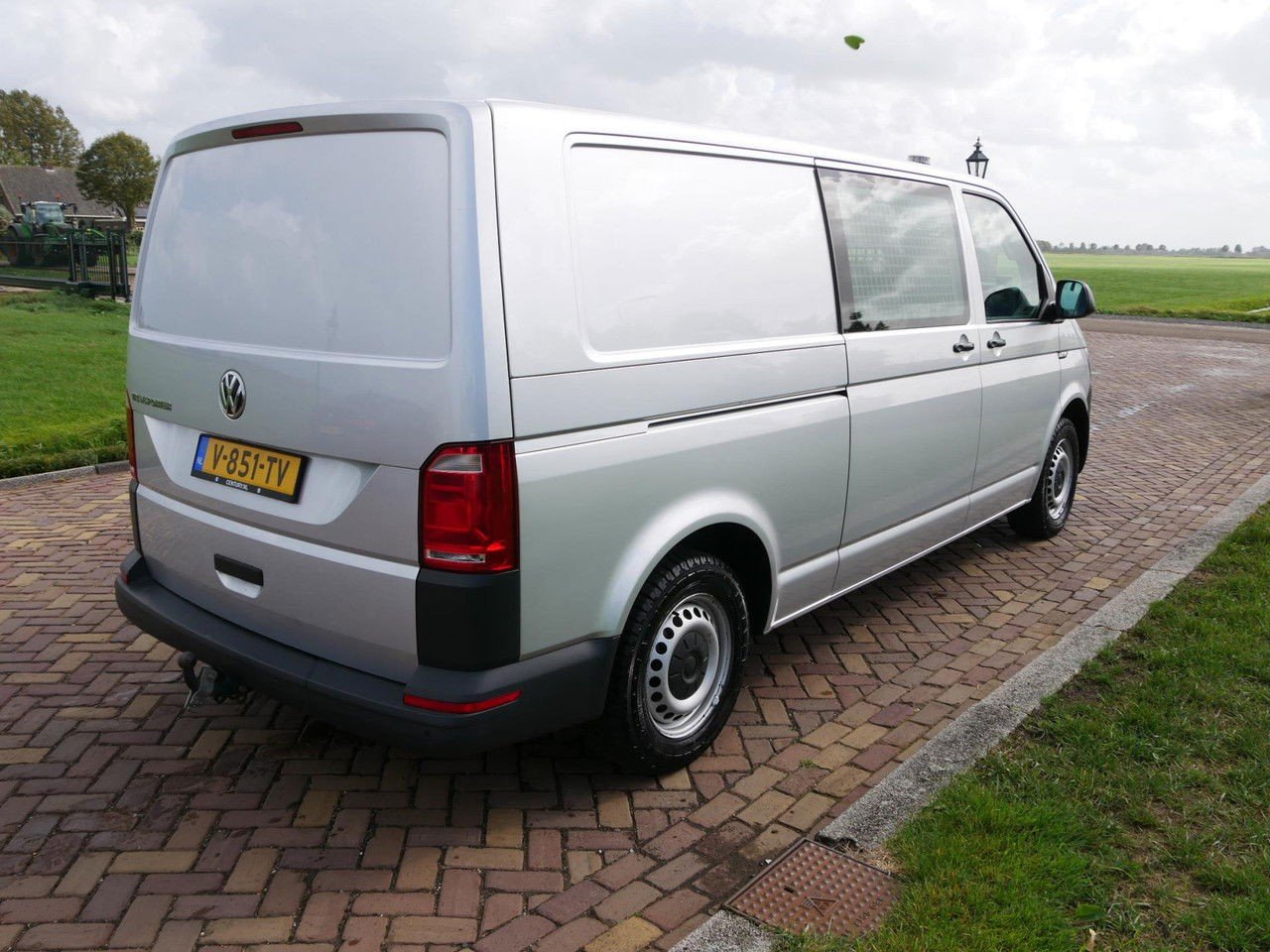 Volkswagen Transporter 2.0 TSI L2H3 Highline 110kW CNG AC Camera 2xDoor (Transporter )