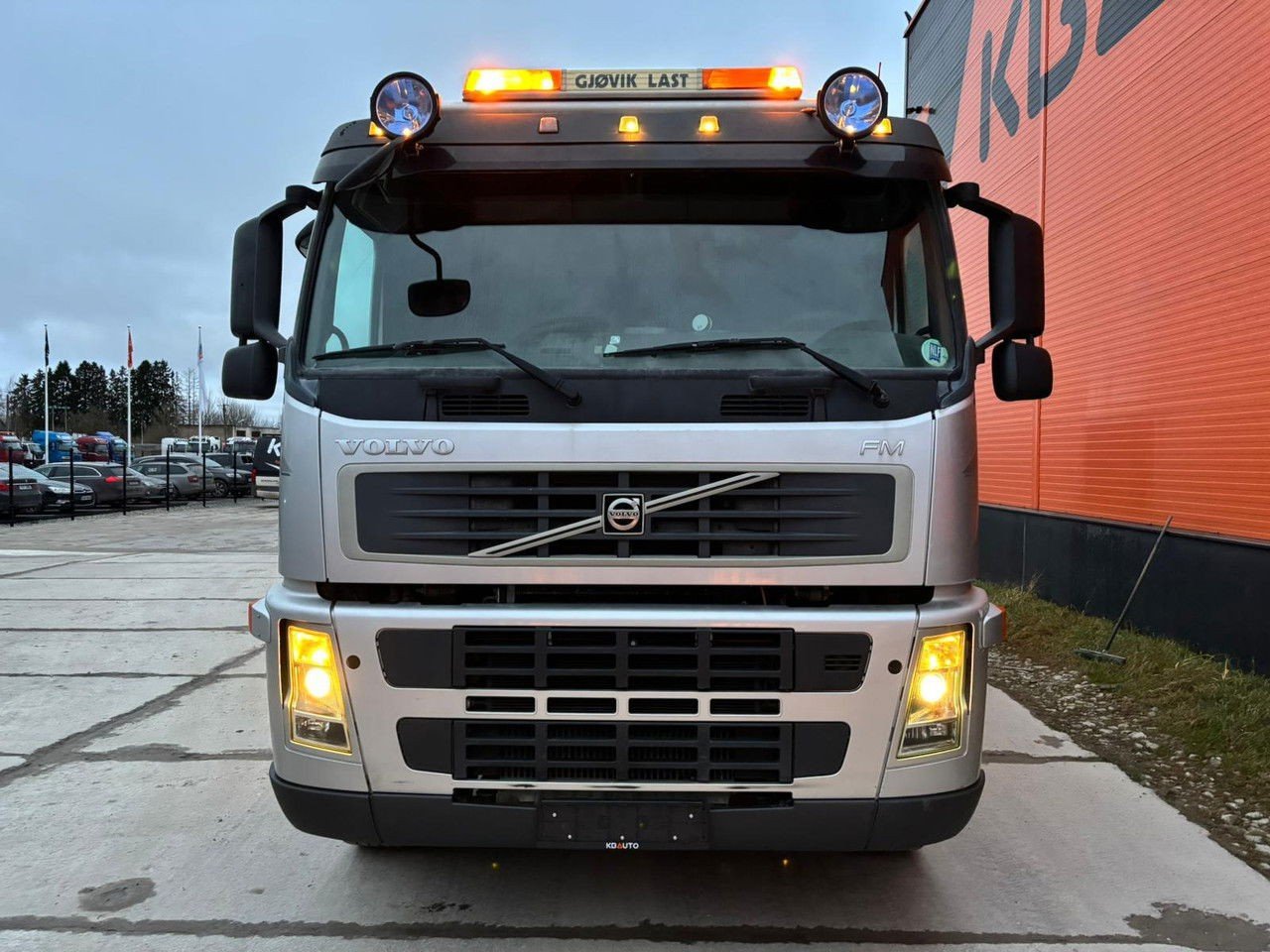 Volvo FM 480 6×4 Full Steel + BOX L4747 mm (480 FM )