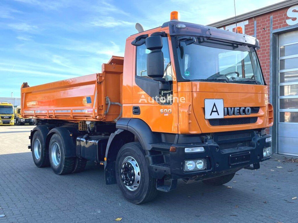 IVECO (MAGIRUS TRACKER AD260T50 )