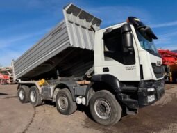 IVECO (TRAKKER 450 )