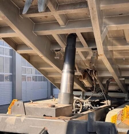 
								IVECO (TRAKKER 450 ) full									