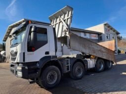 IVECO (TRAKKER 450 )