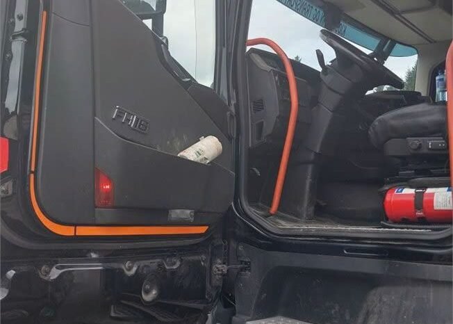 
								Volvo FH16 750 full									