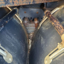 
										Renault (Kerax 420 8×4 tipper full steel manual big box ) full									