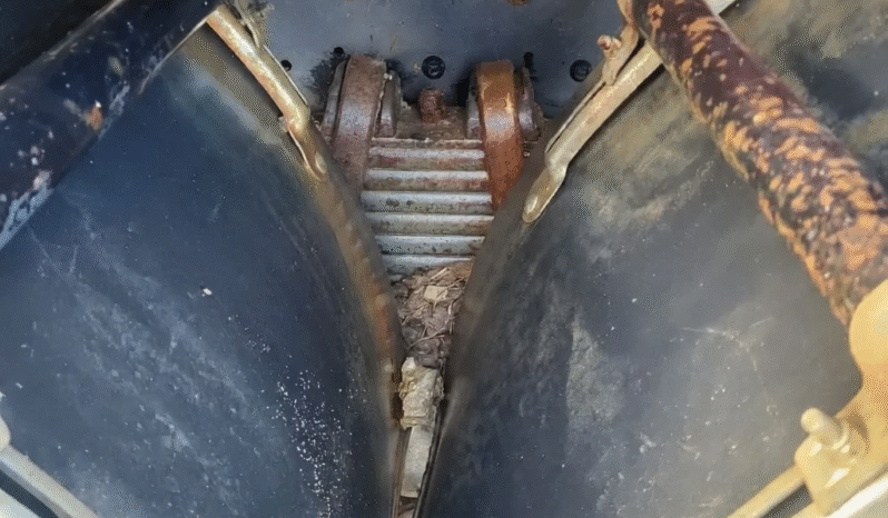 
								Renault (Kerax 420 8×4 tipper full steel manual big box ) full									