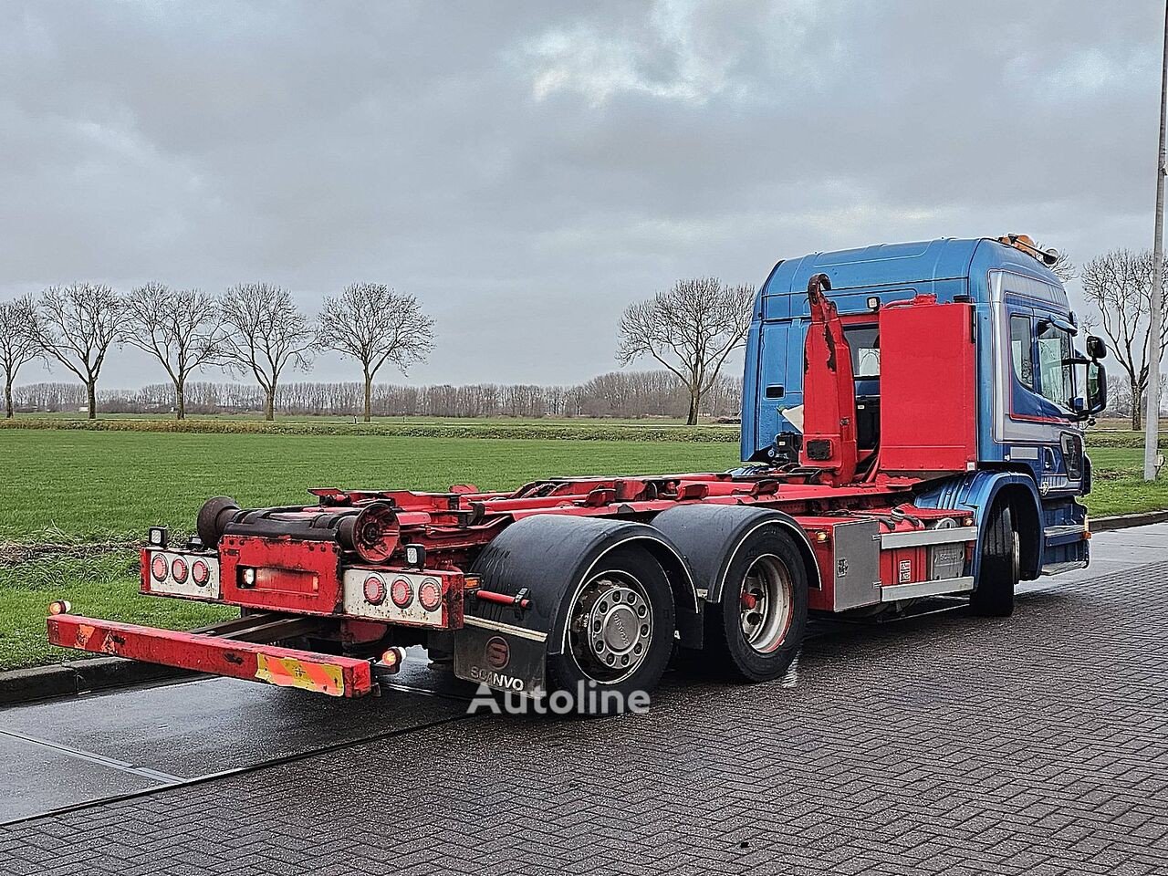 Scania (P320 LOW ENTRY 6X2 )