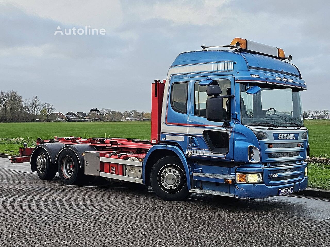 Scania (P320 LOW ENTRY 6X2 )