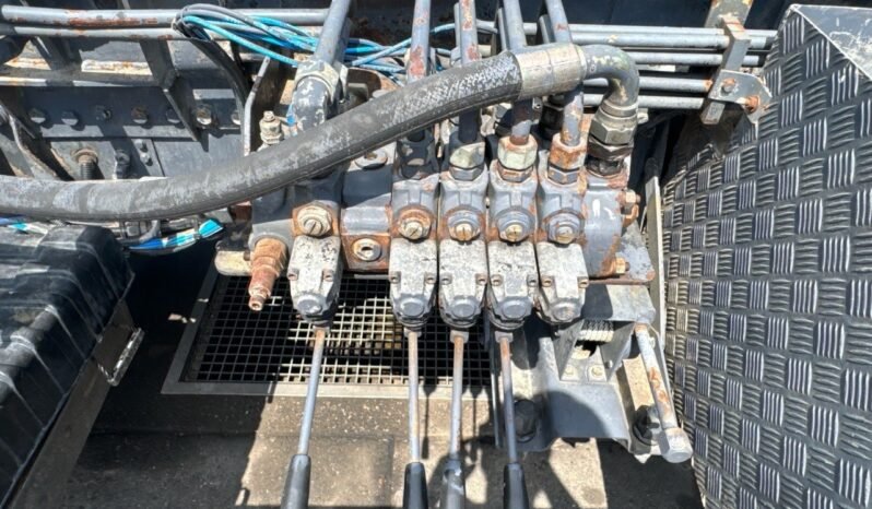 
								DAF 75 CF 360 full									