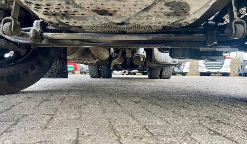 
								DAF CF 460 6×2, eje elevable, eje direccional full									
