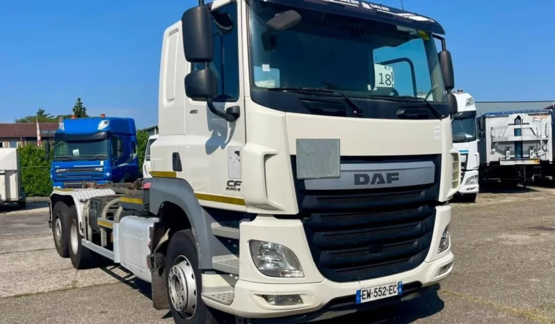 
								DAF CF 460 6×2, eje elevable, eje direccional full									