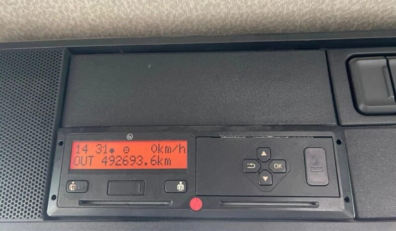 
								DAF CF 460 6×2, eje elevable, eje direccional full									