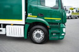
										Mercedes-Benz Actros 1833 4×2 Caja Cerrada con Trampilla full									