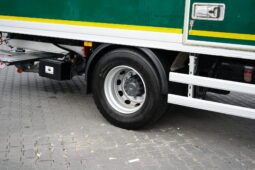 
										Mercedes-Benz Actros 1833 4×2 Caja Cerrada con Trampilla full									