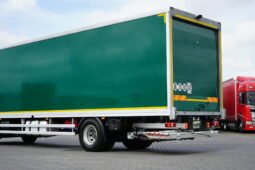
										Mercedes-Benz Actros 1833 4×2 Caja Cerrada con Trampilla full									