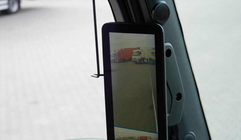 
								Mercedes-Benz Actros 1833 4×2 Caja Cerrada con Trampilla full									