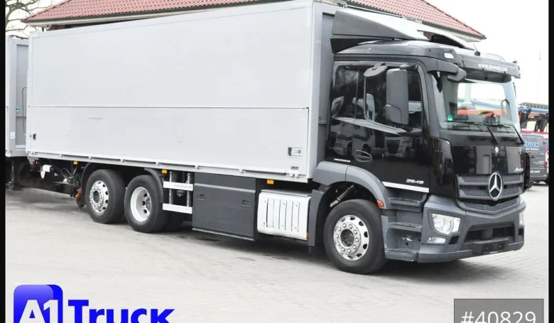
								Mercedes-Benz Antos 2546 6×2 Caja Bebidas con Plataforma BÄR full									