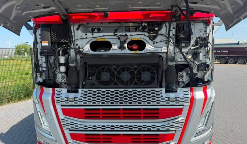 
								Volvo FH 13.540 6×2 Retarder 70T GCW Eje Direccional full									