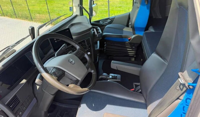 
								Volvo FH 13.540 6×2 Retarder 70T GCW Eje Direccional full									