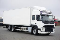 Volvo FM 460 6×2 Isotermo con Plataforma