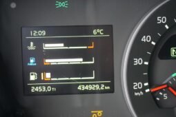 
										Volvo FM 460 6×2 Isotermo con Plataforma full									