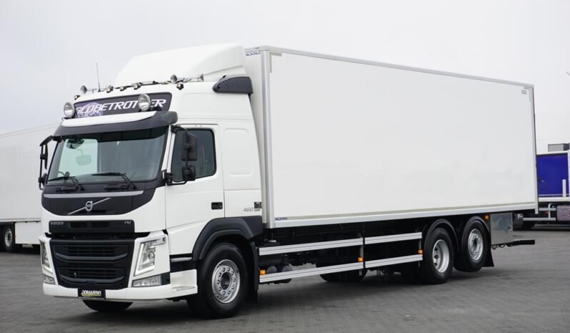 
								Volvo FM 460 6×2 Isotermo con Plataforma full									